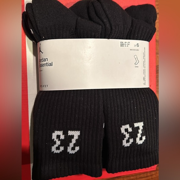 Jordan Essentials Crew Socks Black Medium - Picture 1 of 3